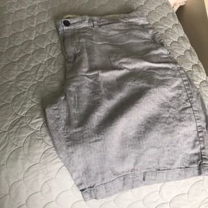Old Navy men’s linen shorts